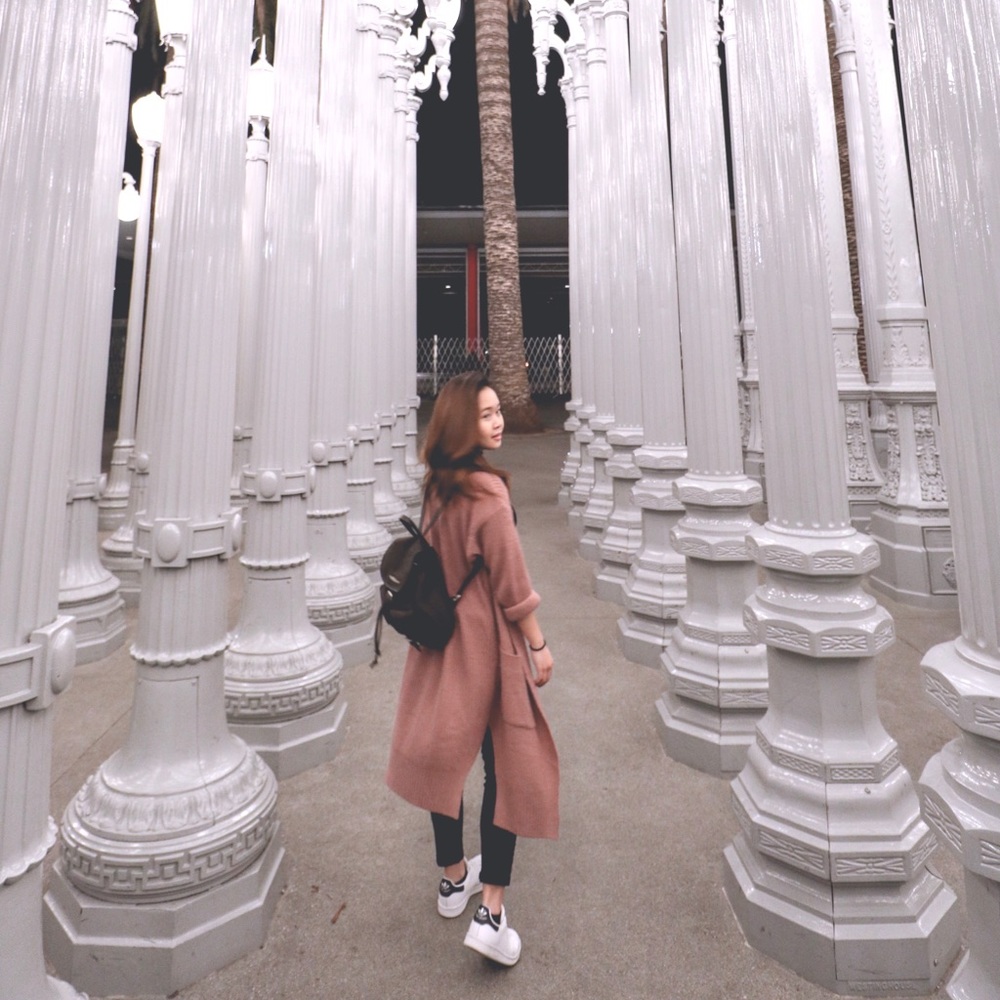 Meet your Posher, Tram